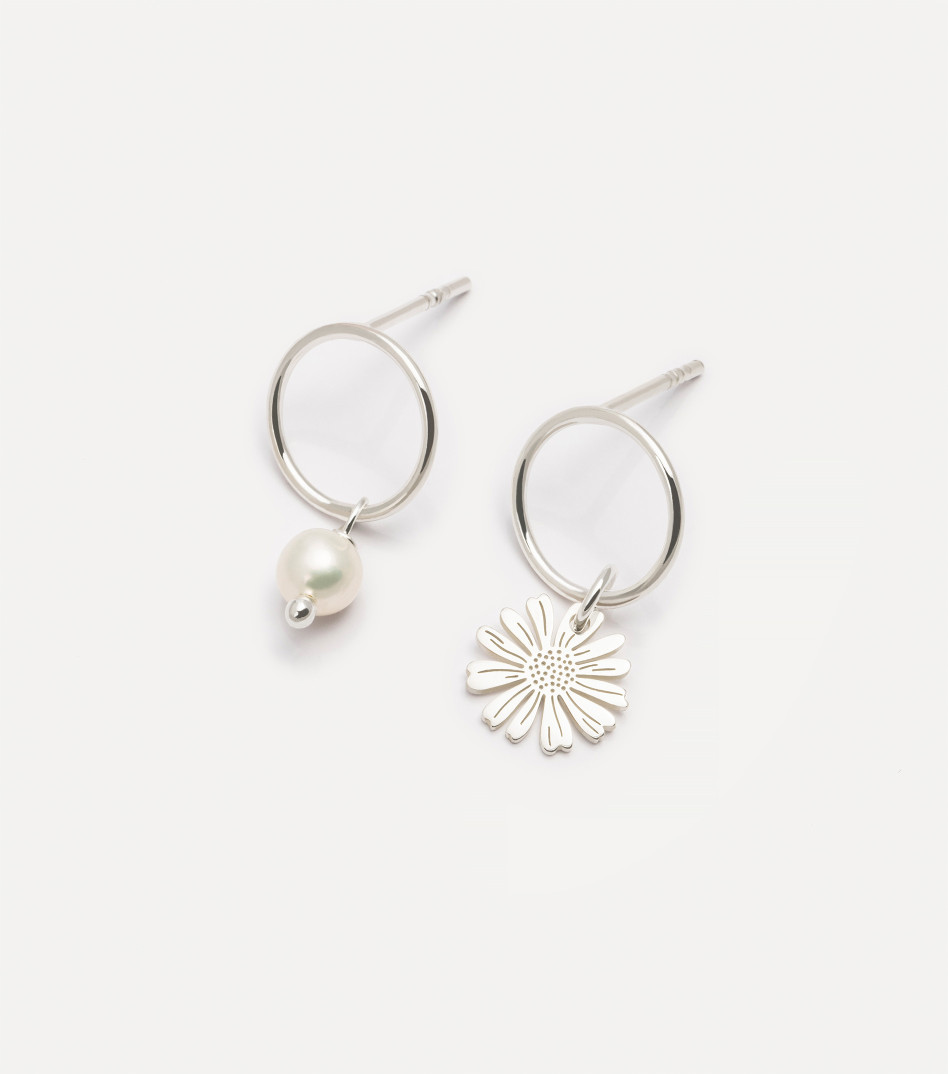 Be Lucky Stud Earrings in Silver