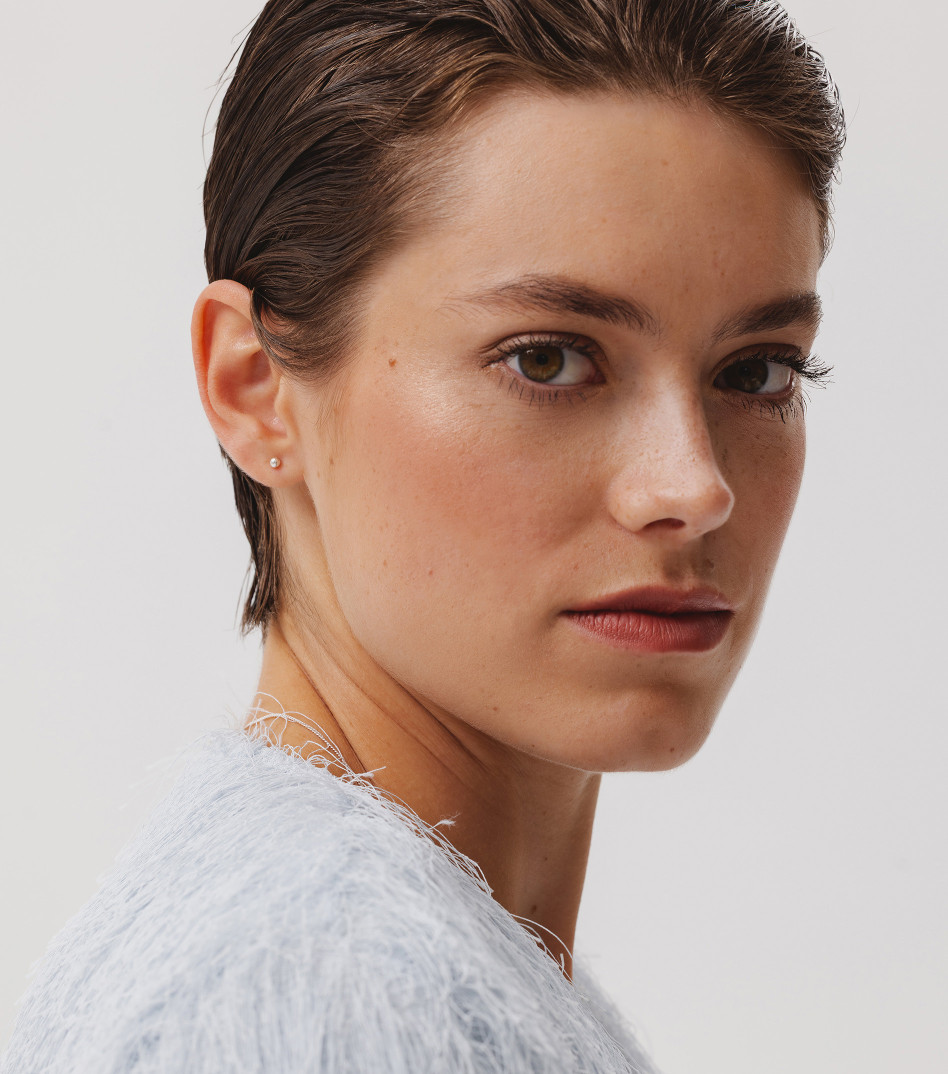 Basic Stud Earrings in Silver