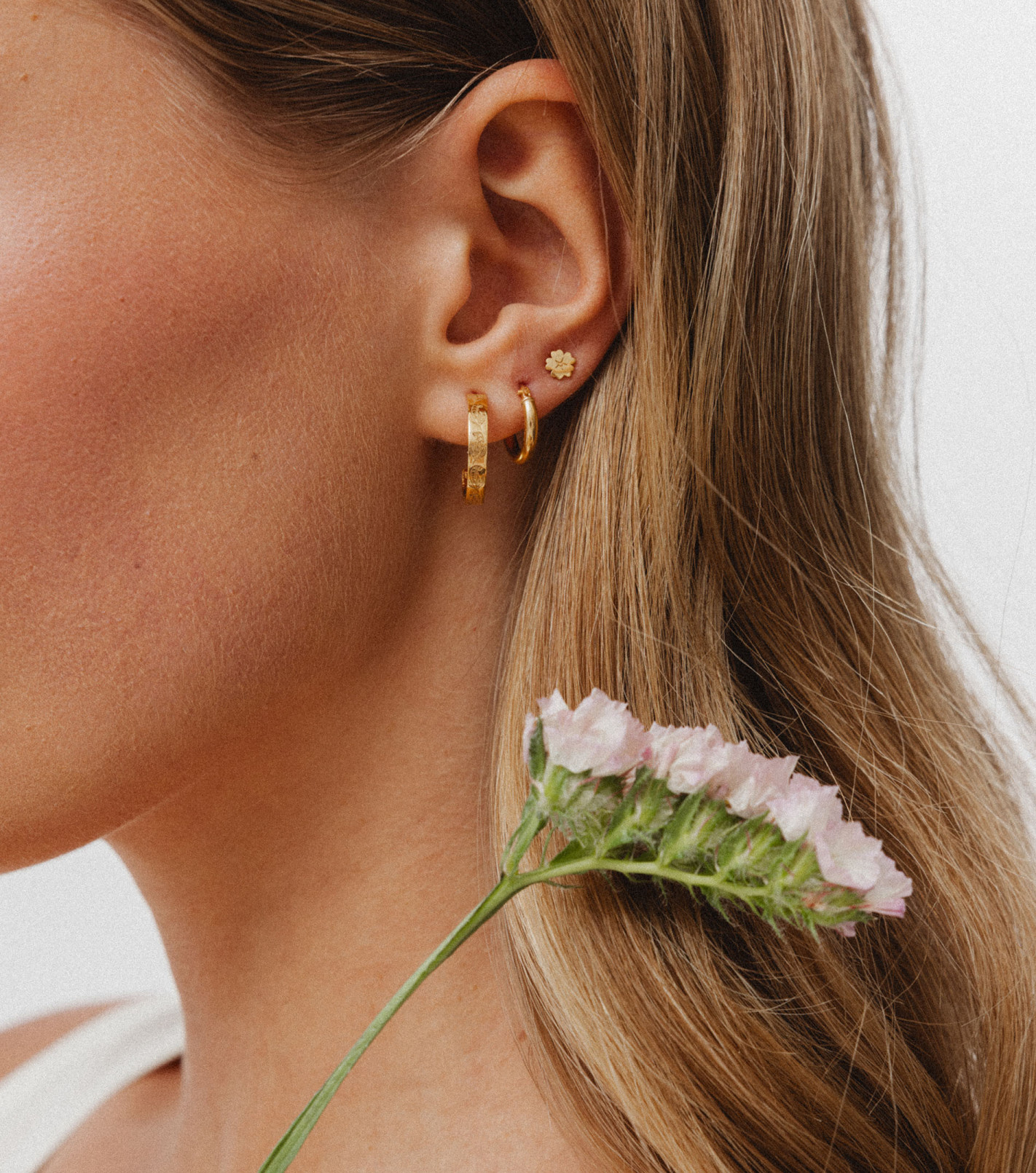 Inner Bloom Mini Stud Earring in Gold