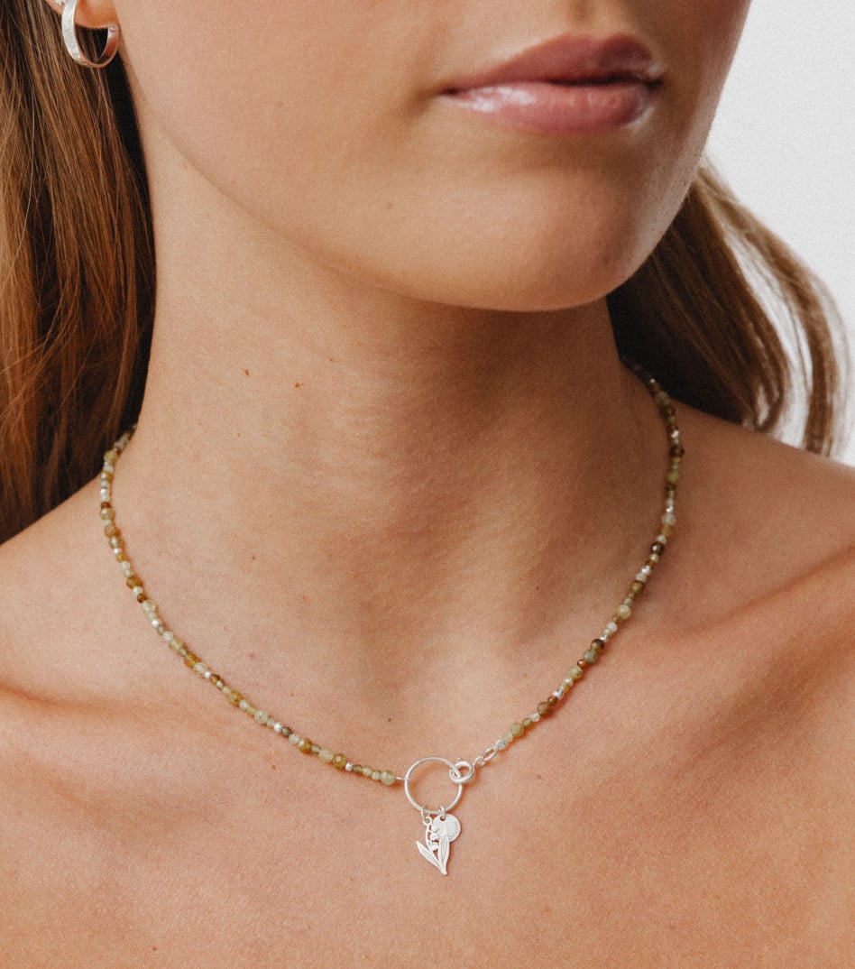Natural Beauty Necklace in Silver