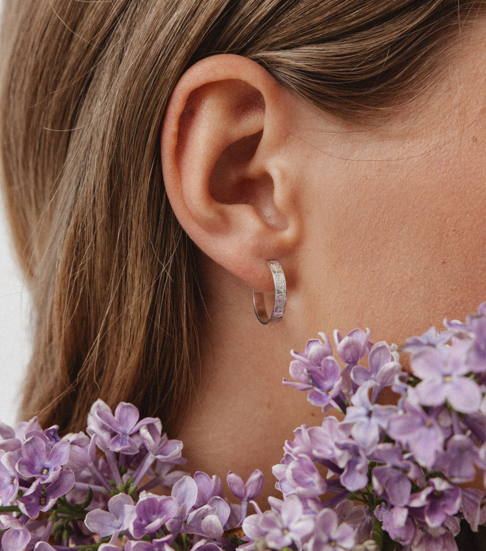 Natural Beauty Hoop Earrings in Silver